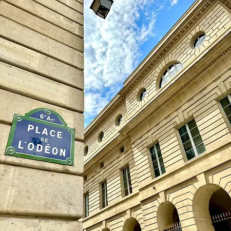 Luxembourg Garden Family Flat Delight Διαμέρισμα *