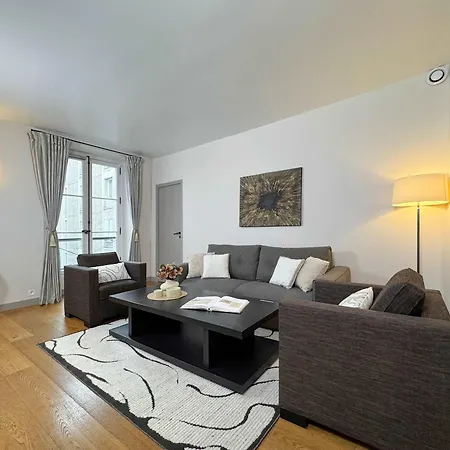 Luxembourg Garden Family Flat Delight Apartment